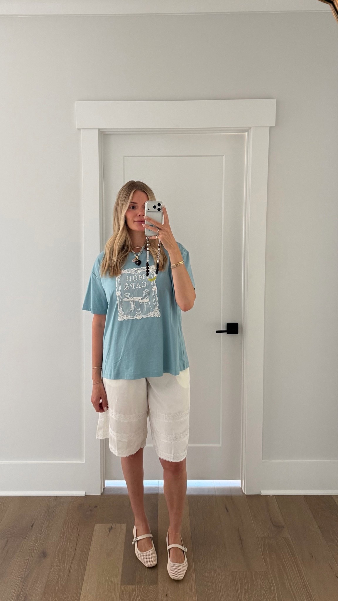 long shorts are a yes for me 🤍