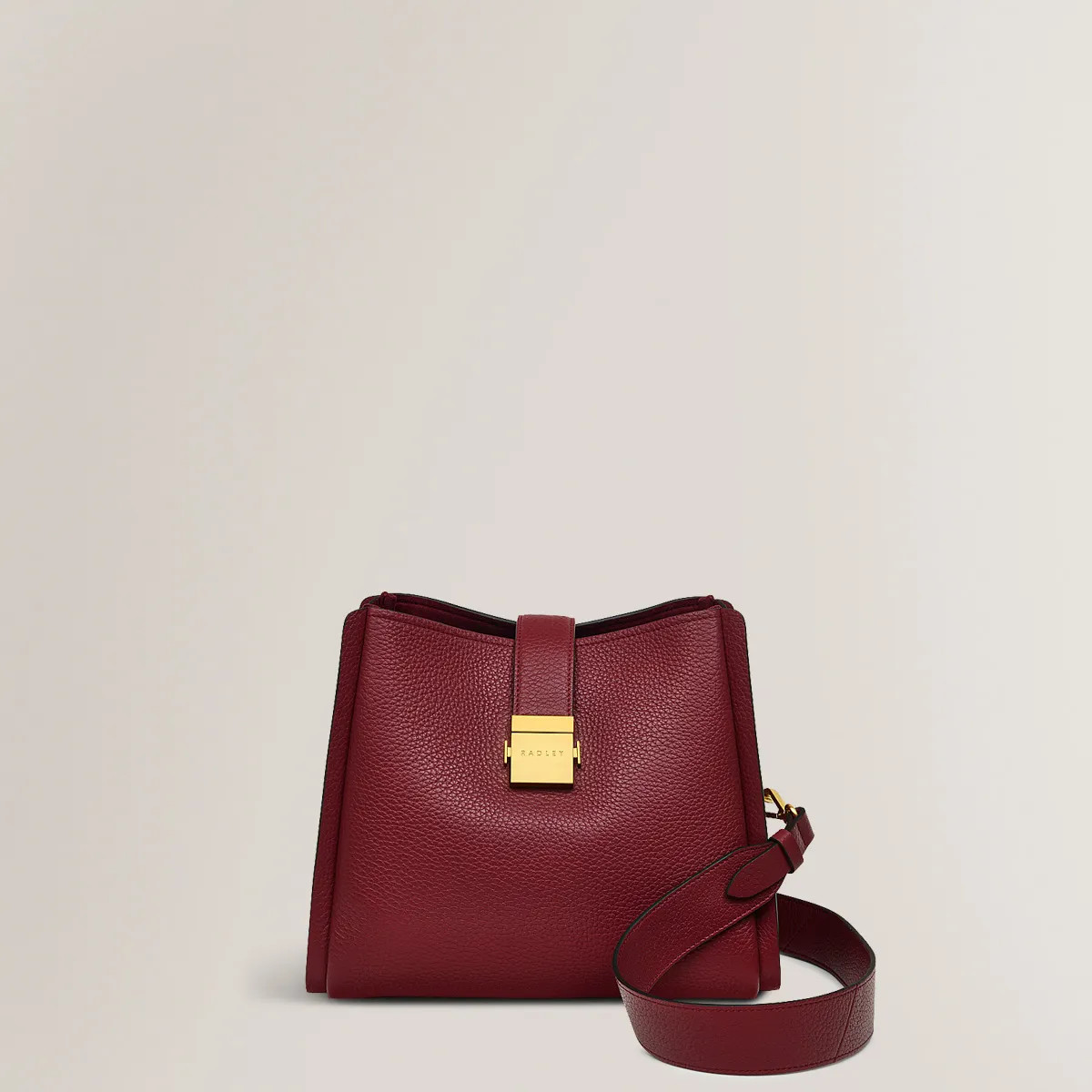 Cranberry Medium Red Crossbody Bag | Sloane Street AW24 | Radley | Radley London US
