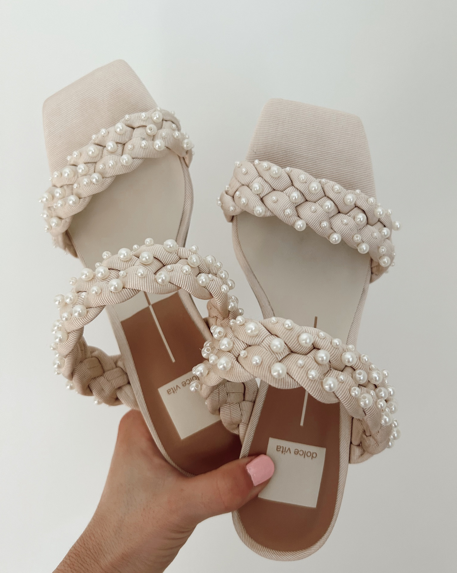 the prettiest pearl heels ever 🤍

#weddingshoes #wedding #pearls #pearlshoes #pearlheels #mrs #weddingbells #holidayshoes #weddingseason #dolcevita #shoes #shoecrush #chunkheels #blockheels #bride #bridal #bach #bachelorette #misstomrs

#LTKshoecrush #LTKstyletip