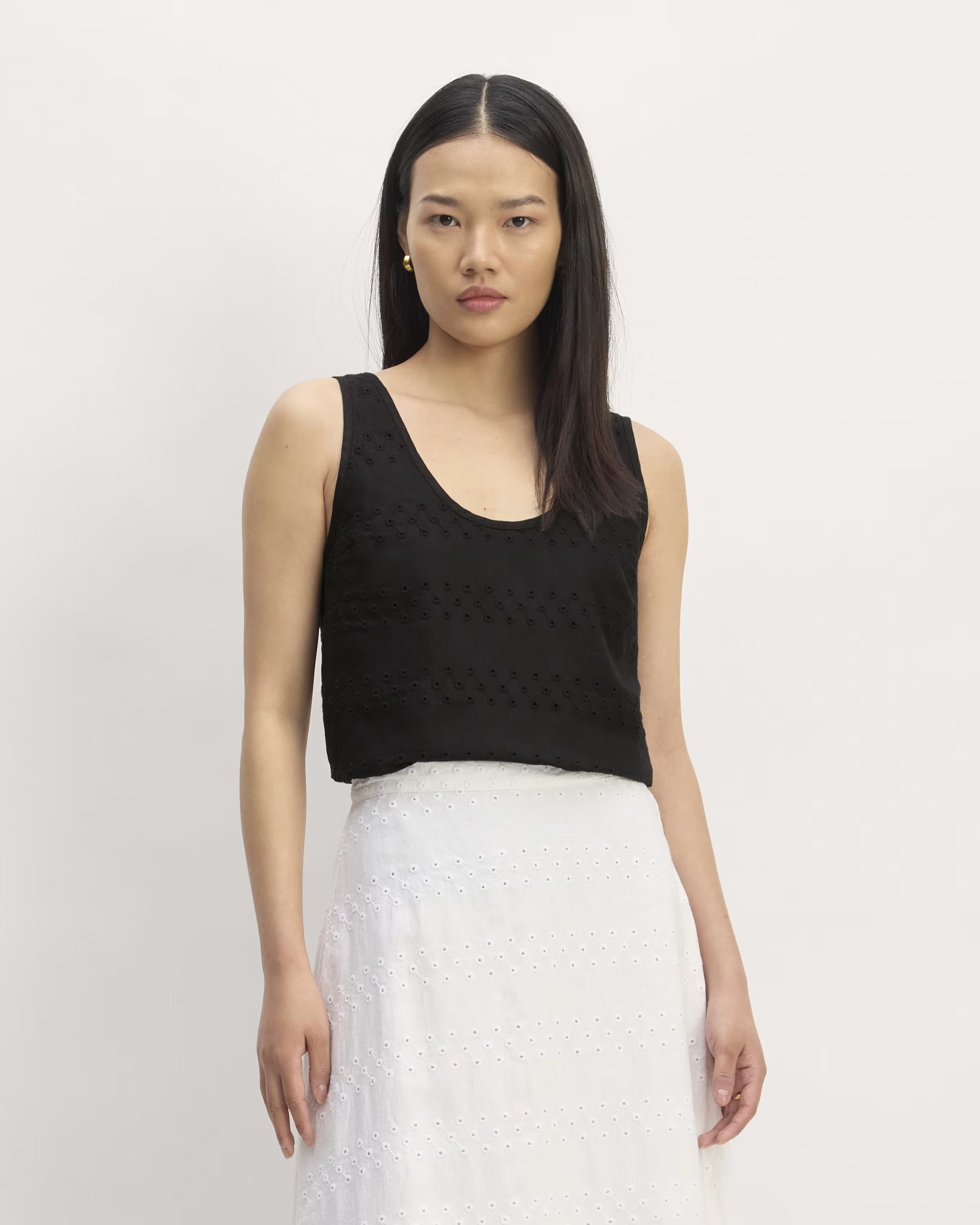 The Linen Eyelet Scoop-Neck Tank | Everlane