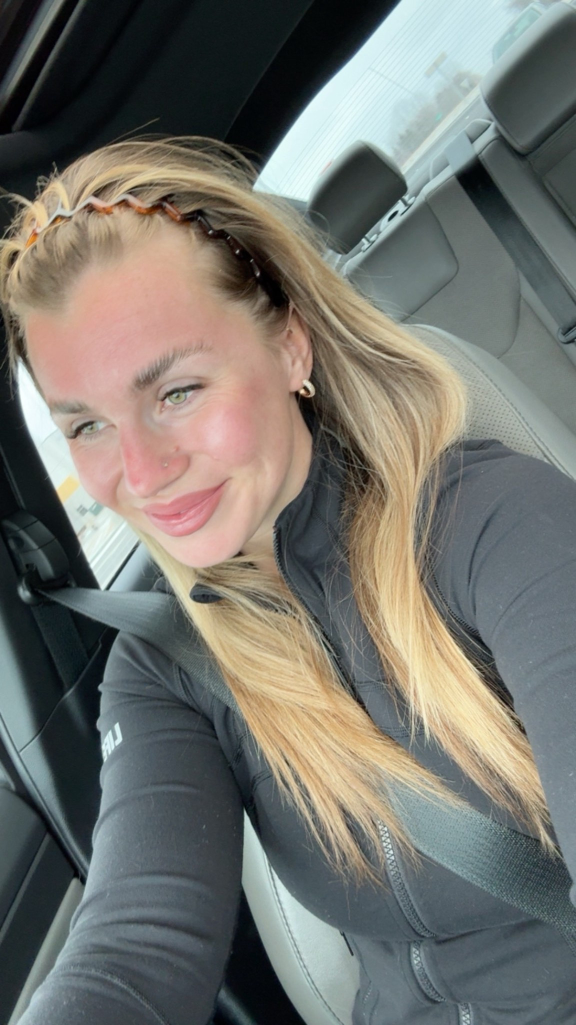 Linking these zigzag headbands that are super trendy right now and soo flattering and easy on the go! 2 comes in a pack under $10!

#LTKBeauty #LTKmomlife #LTKootd