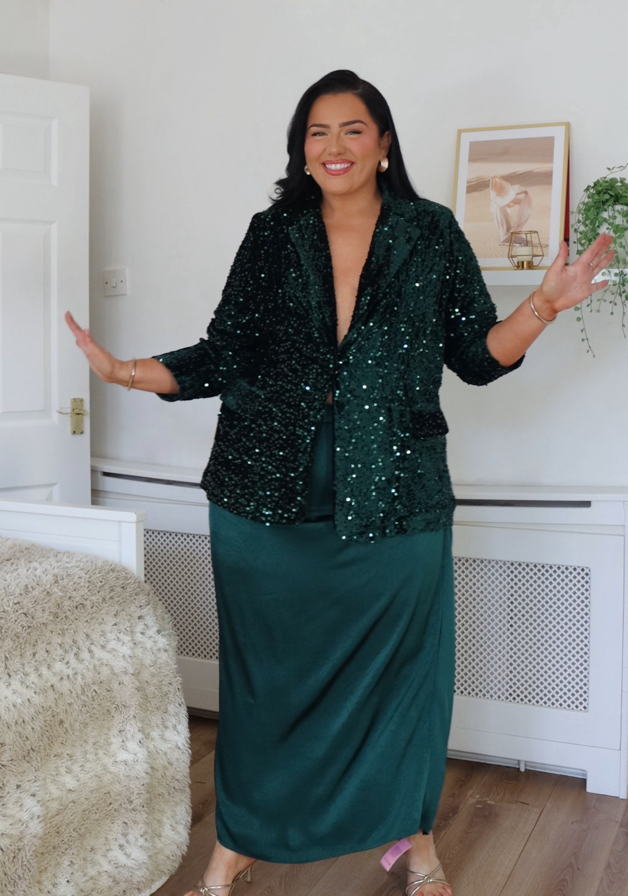 Plus Size Sequin Blazer Outfit✨ 



Blazer, Blazers, Sequin Blazer, Green blazer, plus size blazer, plus size outfit, plus size ootd, satin skirt, Maxi skirt, sequins, PARTYWEAR, birthday outfit, size 20, outfits, plus size, plus size outfits 

#LTKwinter #LTKplussize #LTKpartywear