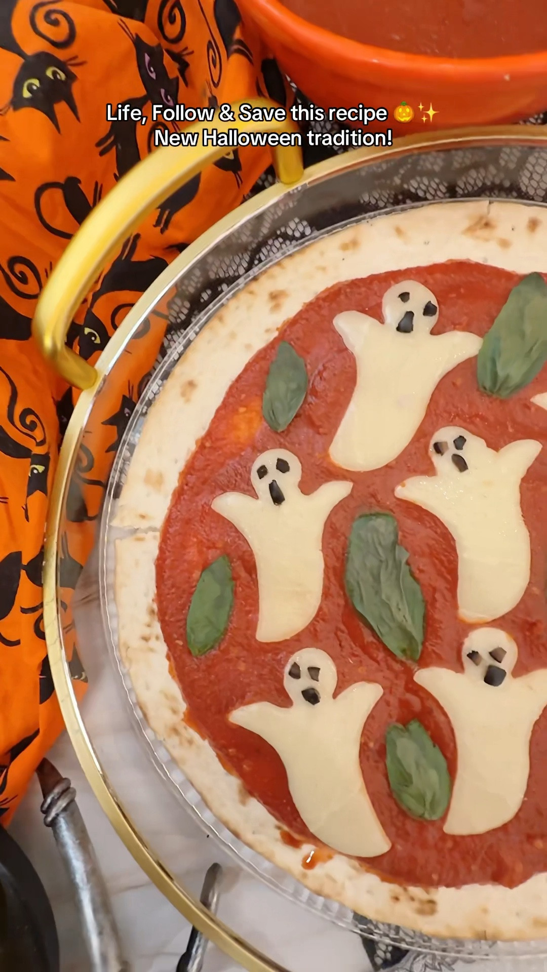 Easy dinner or party food idea for Halloween! Ghost pizzas!

Easy by using prepared crusts, but you could also go homemade.

#LTKKids #LTKFamily #LTKSeasonal