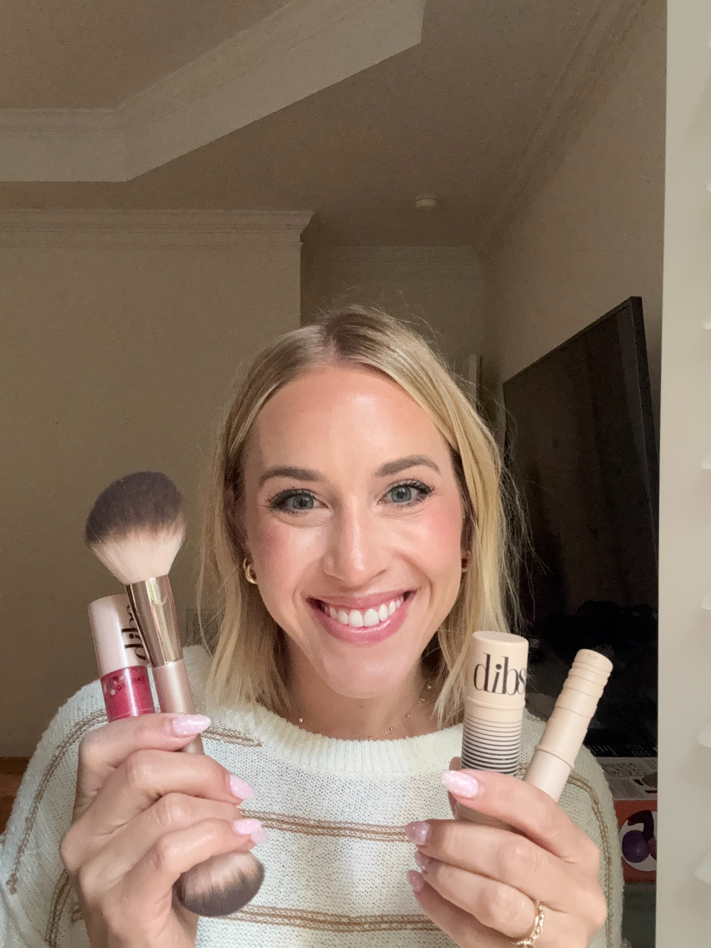 Dibs Makeup! LTK Sale
Duo Shade 2.5
Gloss: Strawberry Summer 

 #LTKFallSale #LTKSaleAlert #LTKBeauty