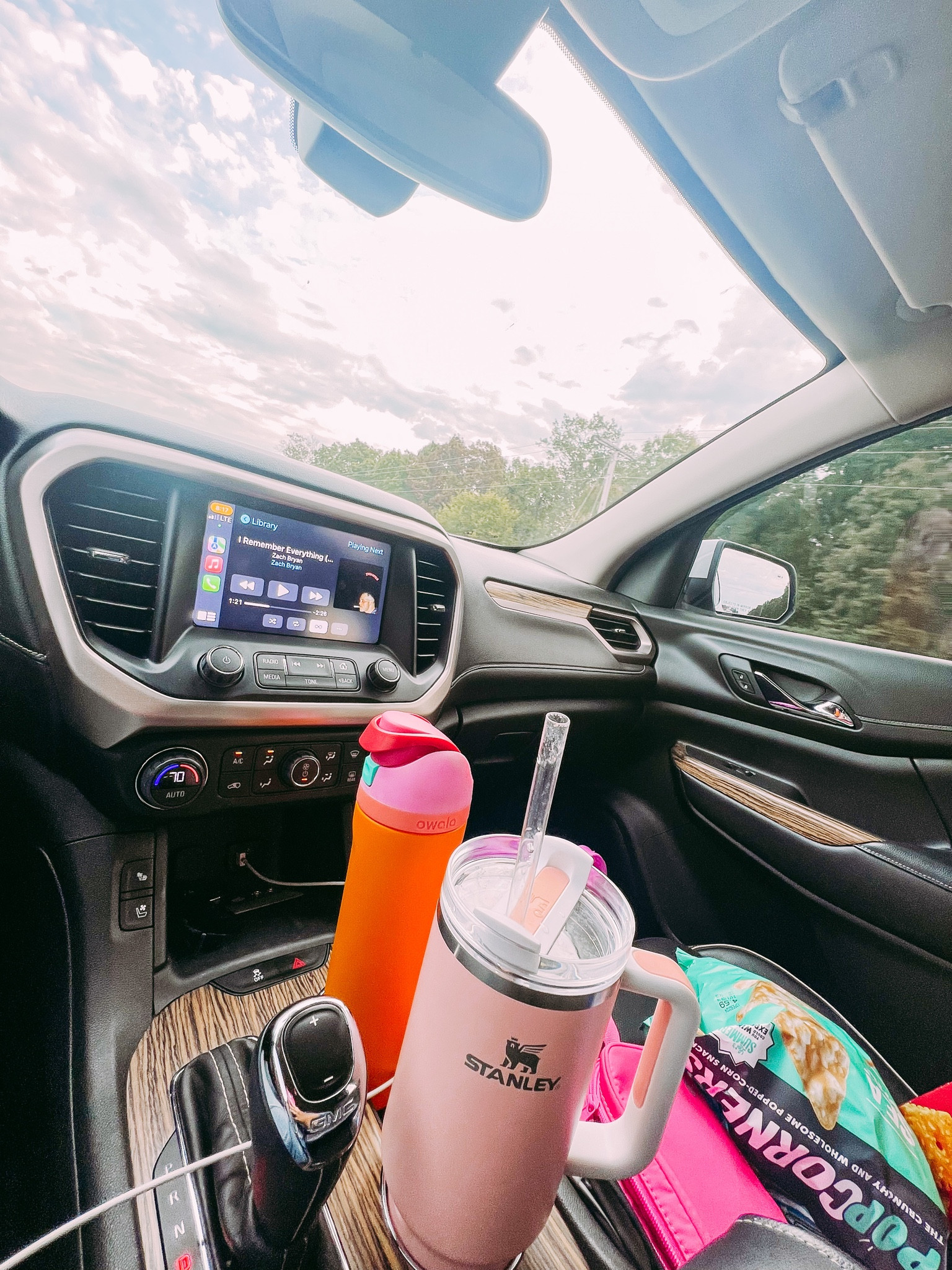 Every day things 
Must have tumblers 
Stanley 
Owala bottle 
Water bottles 
Cute bottles 
Cute tumblers 

#LTKfindsunder50 #LTKGiftGuide #LTKHoliday