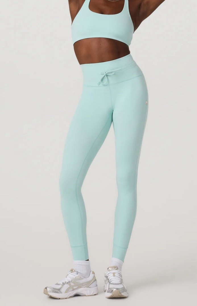 Vuori must haves!! ✨

#LTKStyleTip #LTKSeasonal #LTKGiftGuide