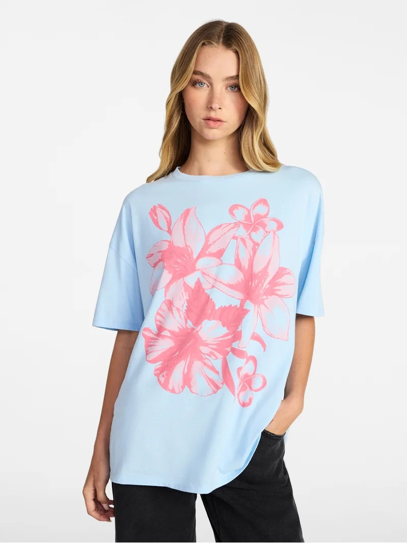 No Boundaries Washed Graphic Boyfriend Tee, Women's XXS-XXL | Walmart (US)