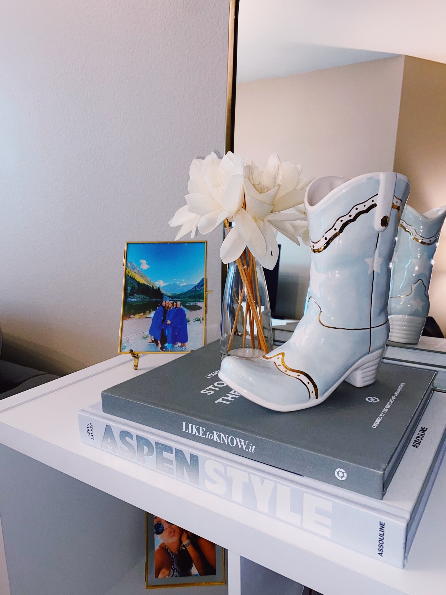 entryway table decor 👀🤠

mother’s day gift idea!
loving these Lo Home x Katey McFarlan Cowboy Boot Vases - cutest home decor!!

you can also add a personalized monogram

my favorites from backhouse fragrances - hands down the best candles ever !!! i’ve ordered each candle & love them all - but I especially love harriet’s tree, colony,  and lido 🫶

#liketkit 
#console 
#homedecor
#coffeetable#LTKSale #mothersday #momgift #newmomgift 

ruby clay boot
ruby clay company 
#LTKFind 
#LTKGiftGuide 

#LTKhome #LTKSeasonal #LTKsalealert
