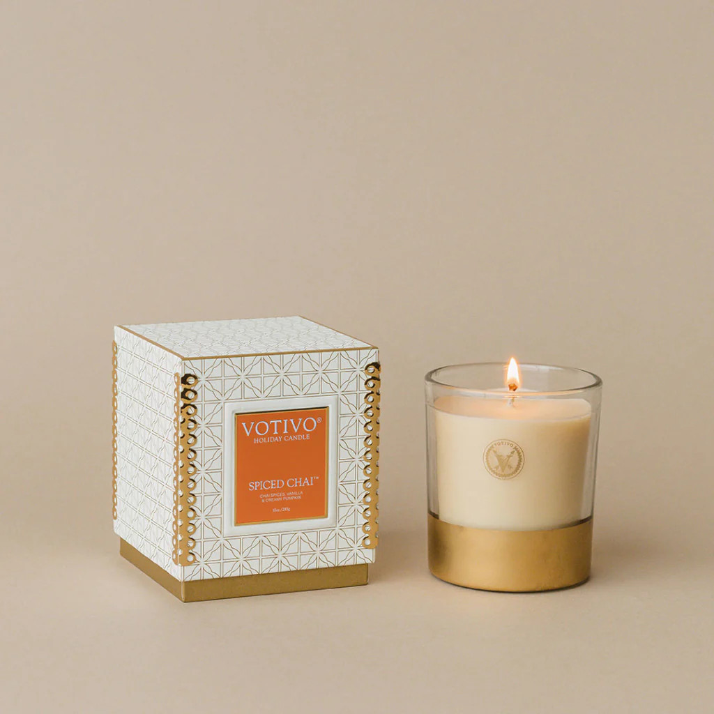 Holiday 10oz Candle-Spiced Chai | Votivo