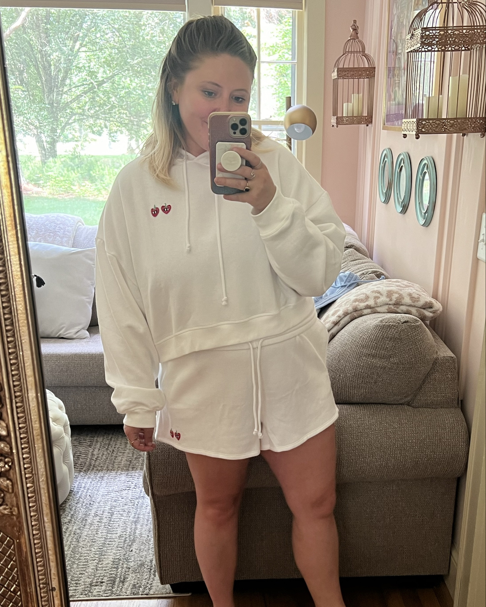 🍓🍓🍓 The cutest lounge set. Essentially if it has strawberries on it, I want it. 💁🏼‍♀️

Wearing XXL in top & bottom - 24 weeks 🤰🏼

#LTKBump #LTKMidsize #LTKFindsUnder50