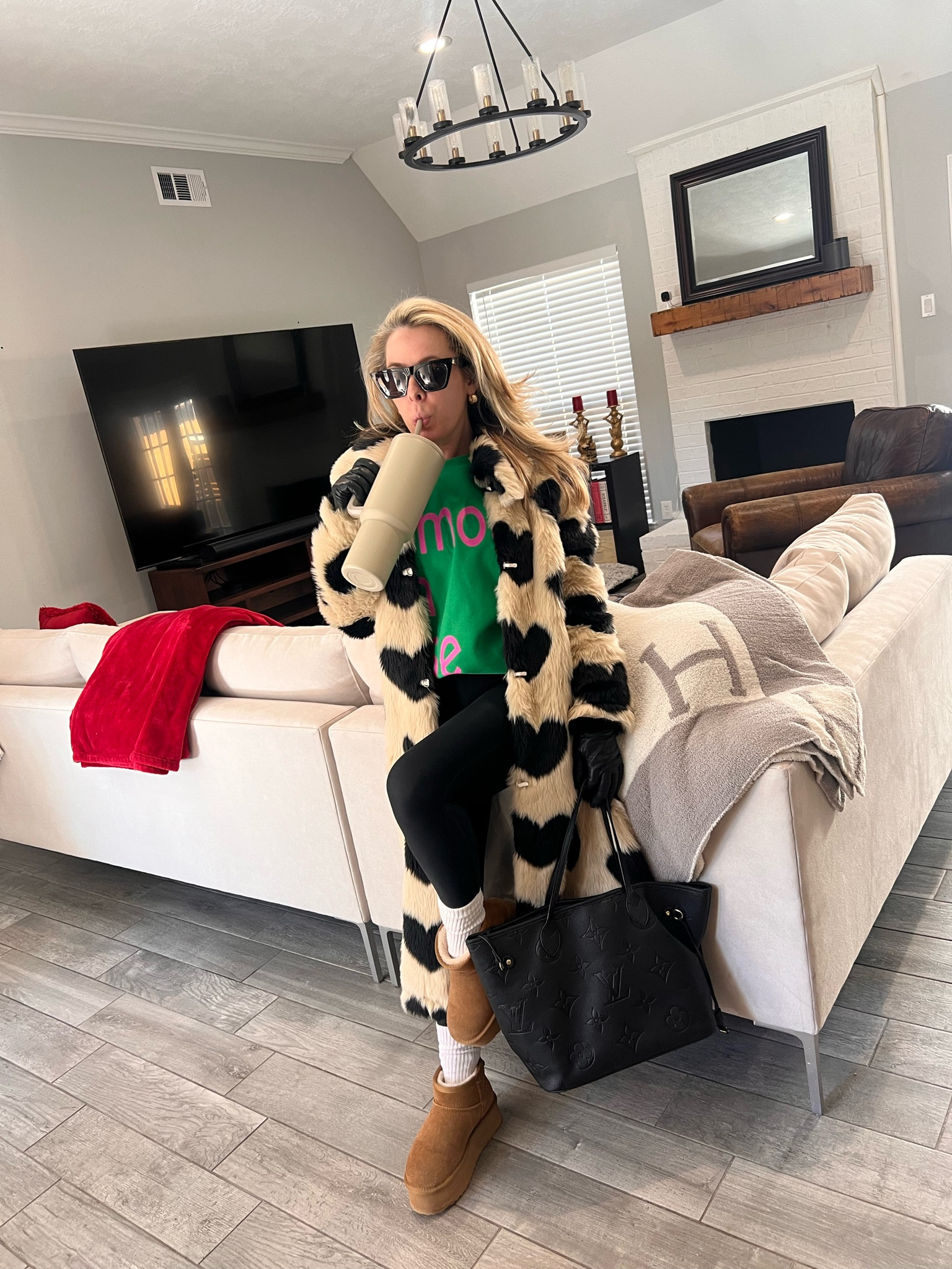 Mob wife aesthetic but make it casual and Valentine’s Day themed



#LTKhome #LTKfindsunder50 #LTKover40