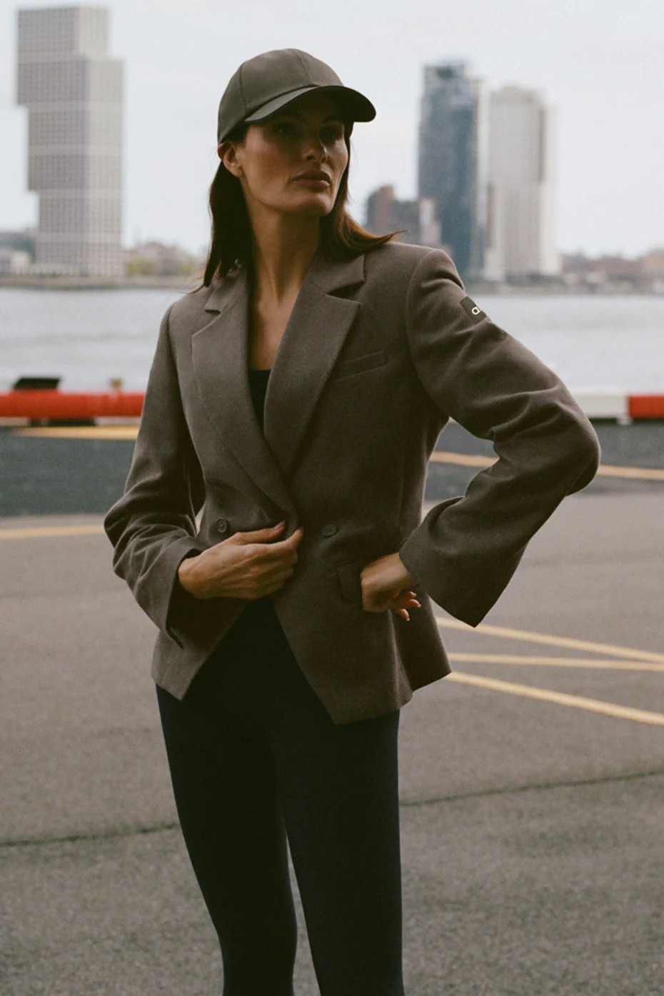 ALO | Cinch Blazer Jacket in Olive Tree Green, Size: Medium | Alo Yoga (US)