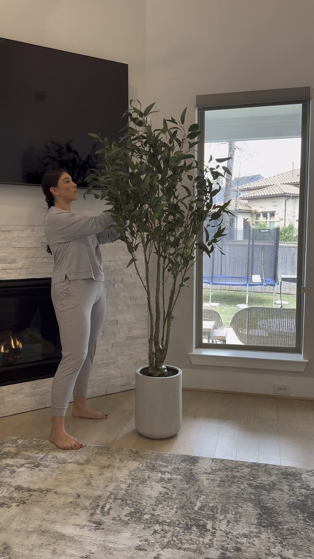 Love our new indoor faux tree!🌳

Faux greenery, faux tree, eucalyptus tree, 7 foot tree, large tree, home decor, spring decor, home refresh

#LTKWatchNow #LTKHome #LTKSeasonal