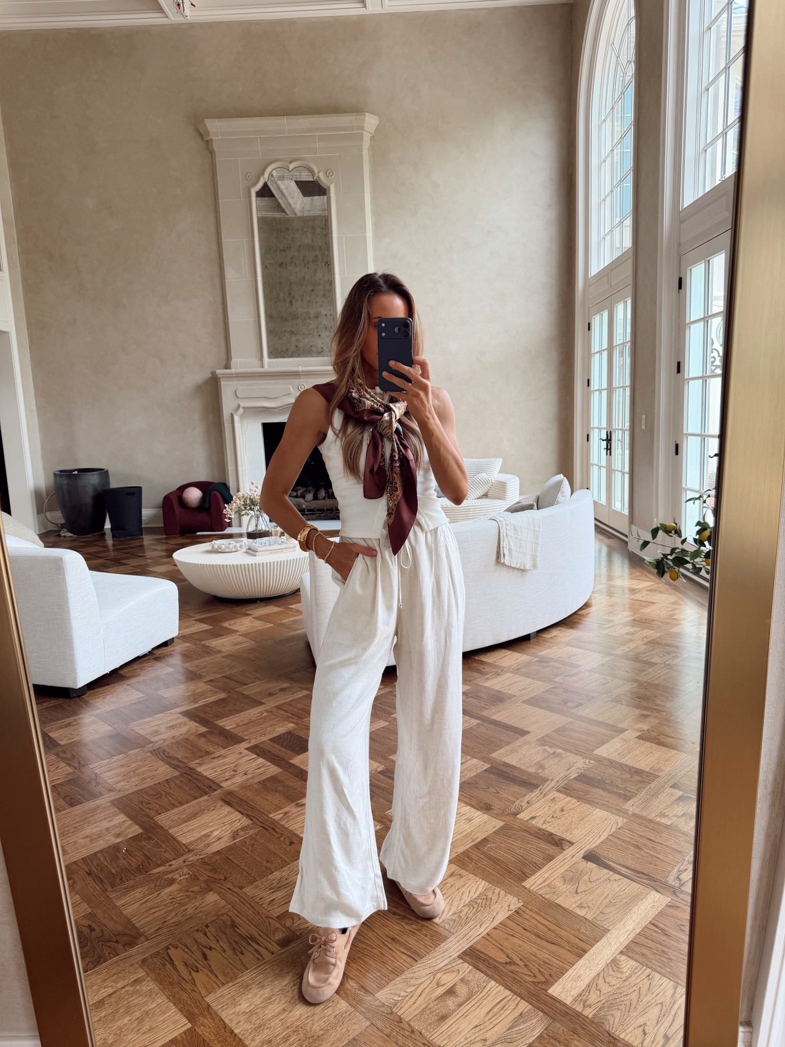 cute AND comfortable? yes, both exist 🙌 have purchased these pants in SO many colors and LOVE!!!

#LTKmomlife #LTKSeasonal #LTKootd