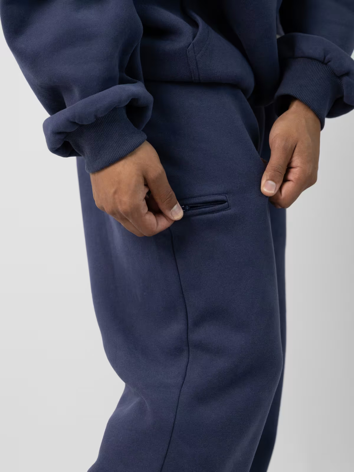 Affirmation Straight Leg Sweatpants | Comfrt