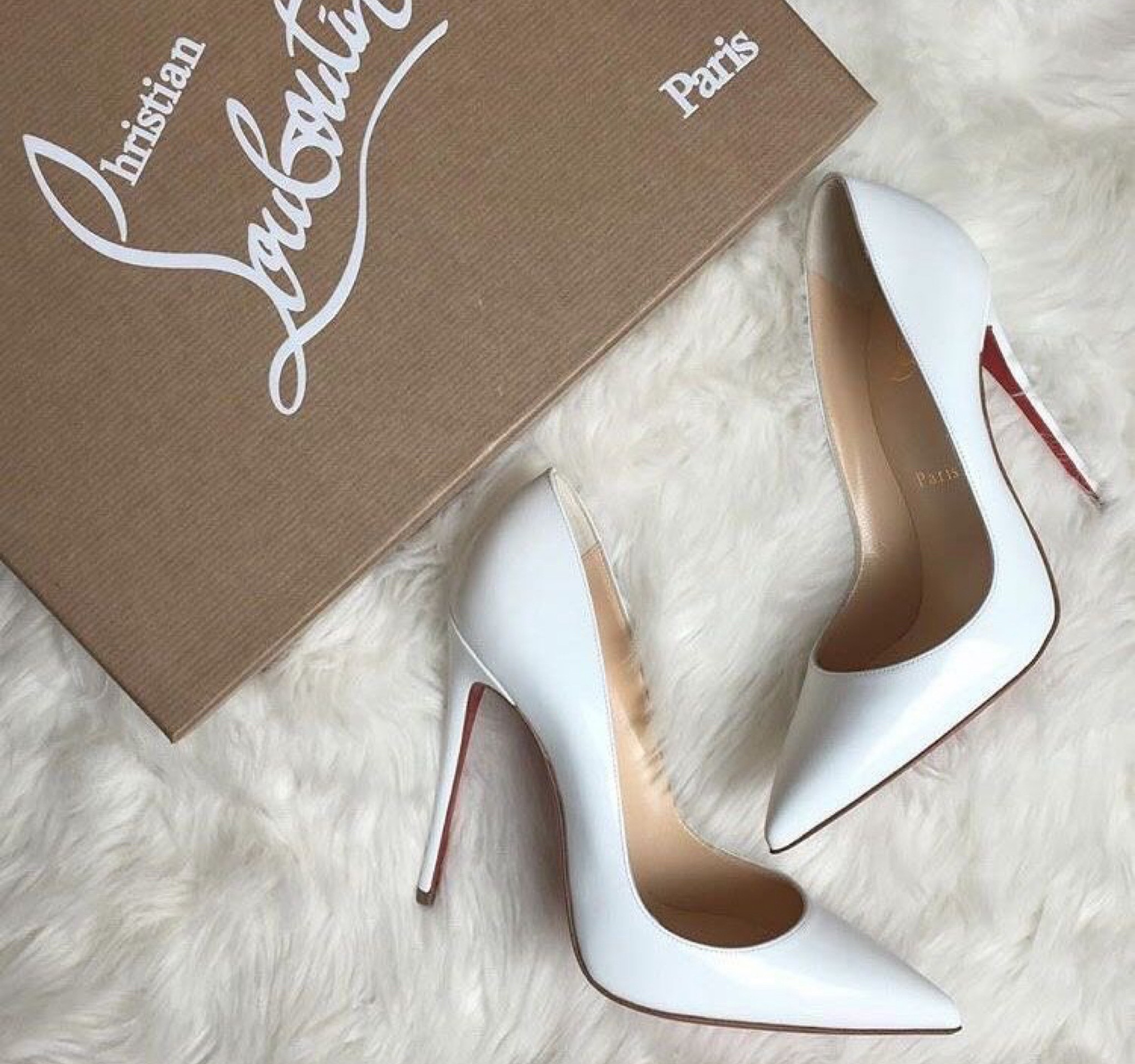 Christian Louboutin
So Kate Patent Pointed-Toe Red Sole Pump
Love it 😍 
#dhgate

#LTKsalealert #LTKfindsunder100 #LTKGala