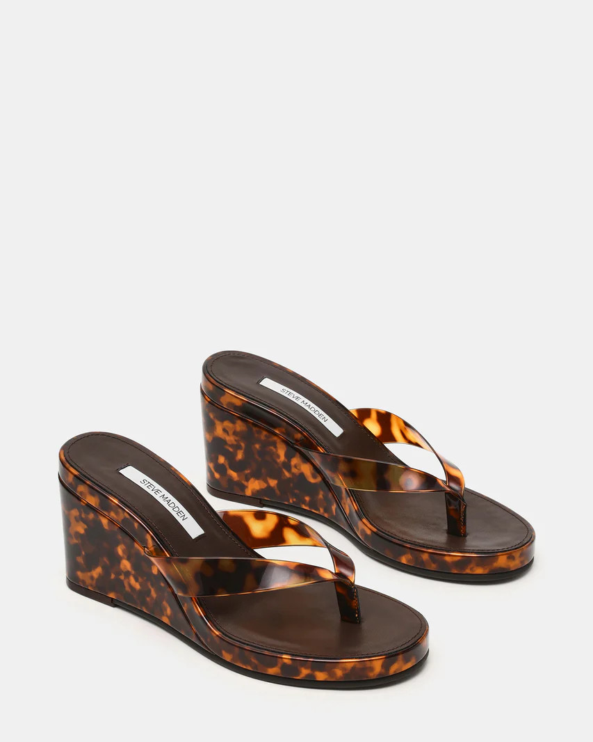 PLAYING Tortoise Thong Wedge Women's Sandal | Steve Madden (US)
