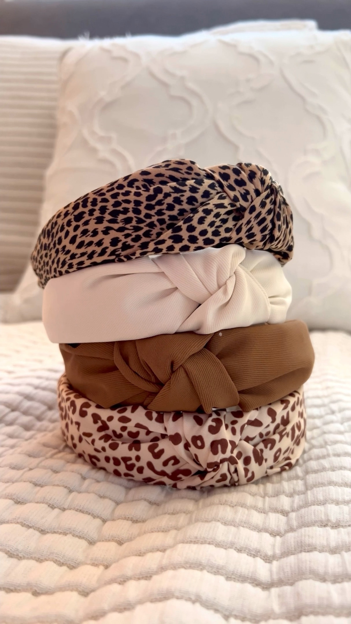 The cutest headbands - 4 for under $10! 

#LTKStyleTip #LTKFallSale #LTKSaleAlert