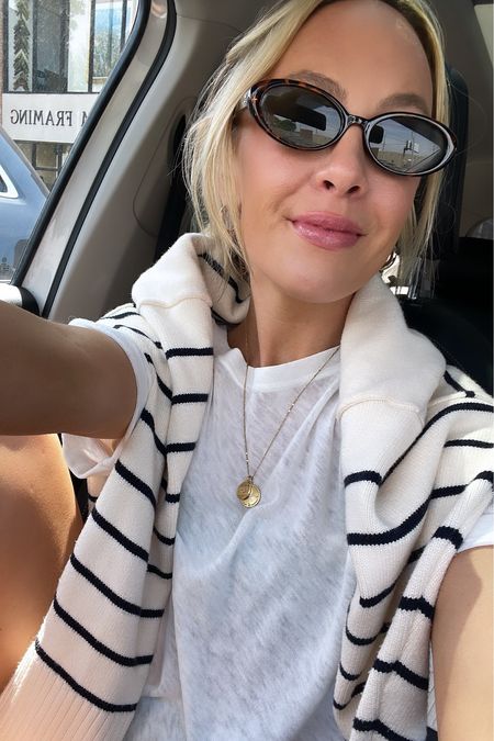 Amazon faves 💋 
Current favorite Amazon sweater and Amazon glasses 
Miranda Frye jewelry on sale 