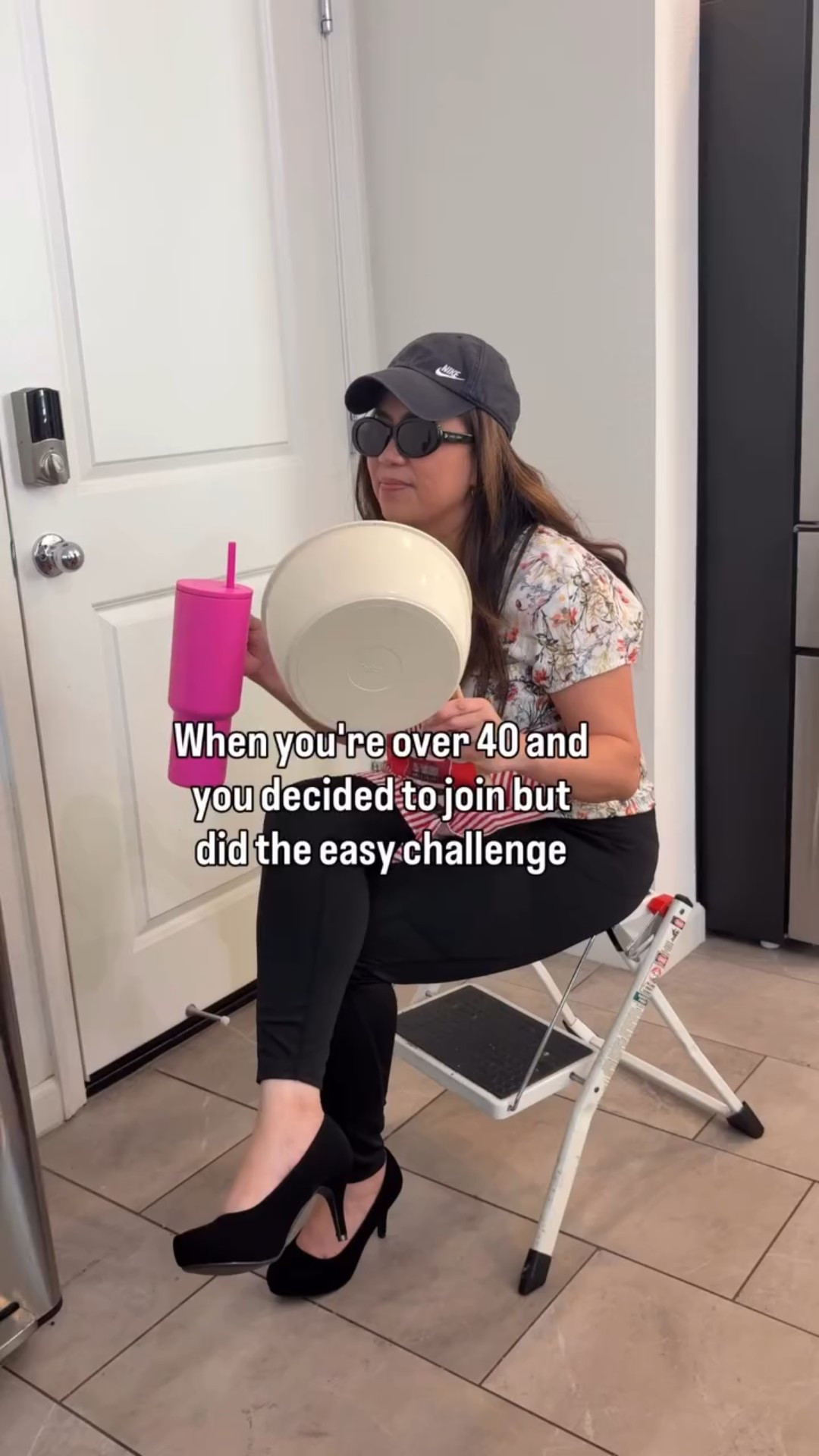 It is so hard 😅… this is the best I can do with this challenge 🤣

•
#nickiminajtrend #nickiminaj #momofinstagram #relatablereel