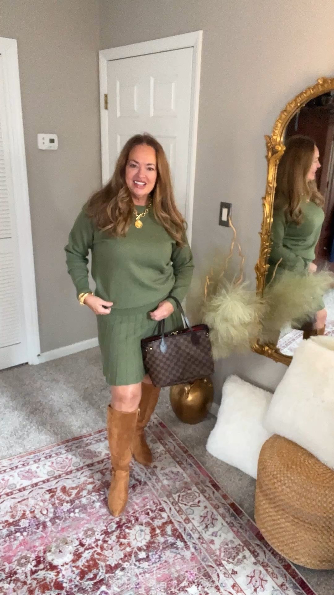 2 piece sweater knit skirt set. Featuring a pleated mini skirt and matching crew neck sweater. Available in many colors. A winter favorite. 

#LTKootd #LTKmorningroutine #LTKWorkwear