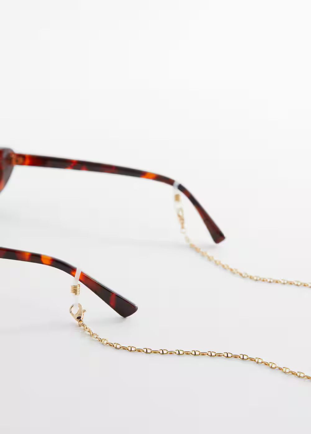 Sunglasses link chain -  Women | Mango USA | MANGO (US)
