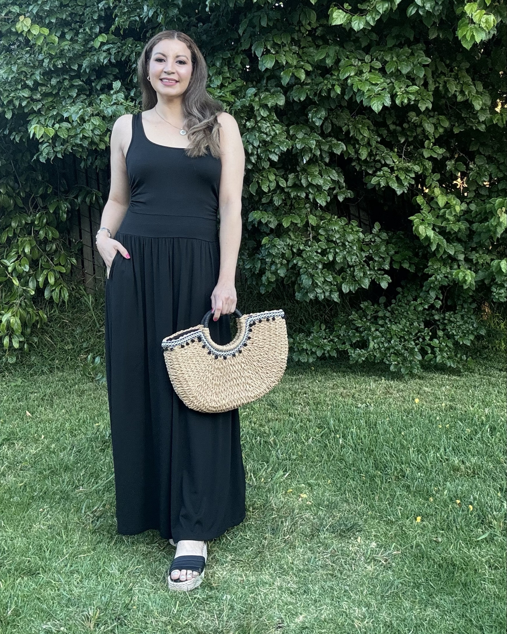 MEROKEETY Sleeveless Summer Dress for Women 2025, Casual, Square Neck, Fluid, Maxi Dress with Pockets.
Size:M

#LTKSummerEdit #LTKMidsize #LTKStyleTip