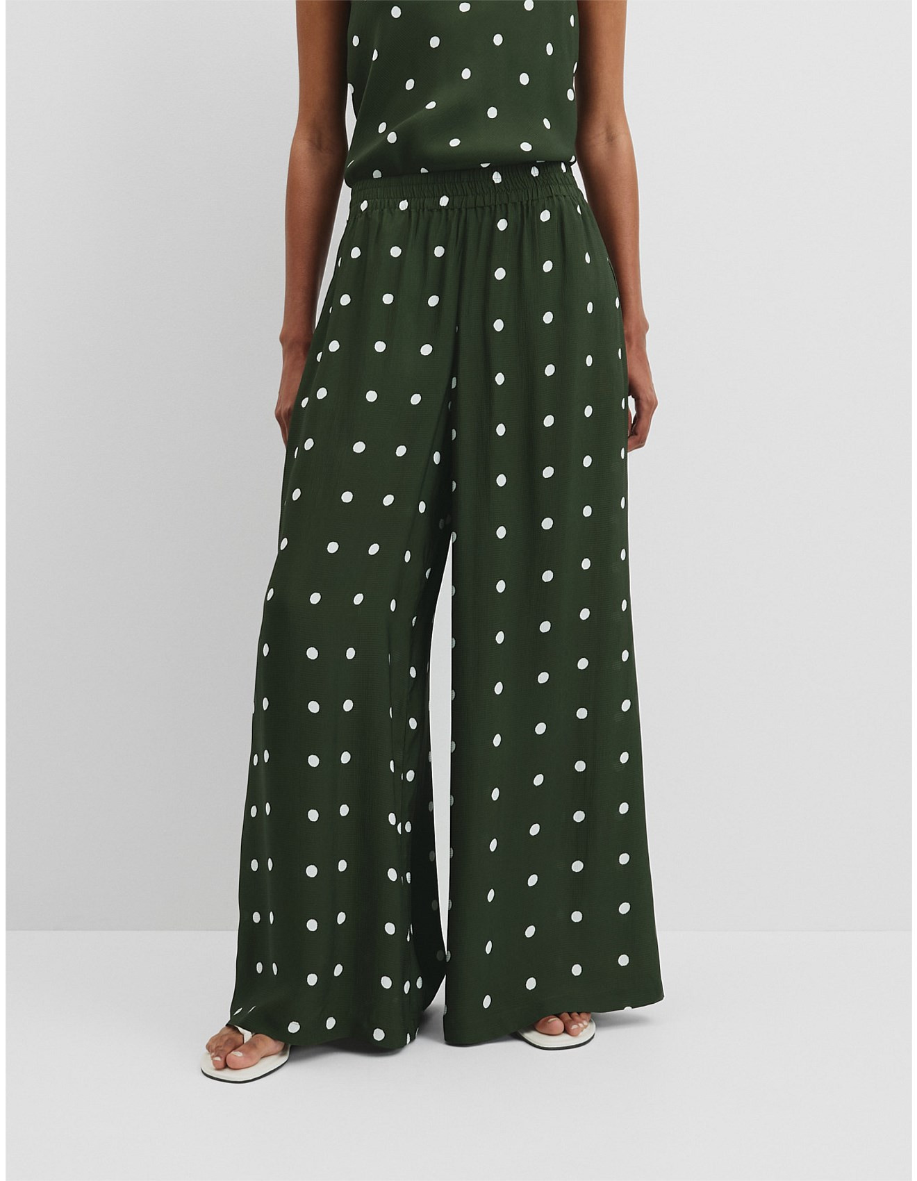 Country Road

Spot Palazzo PantPrice $179.00$179.00 | David Jones (Australia & New Zealand)