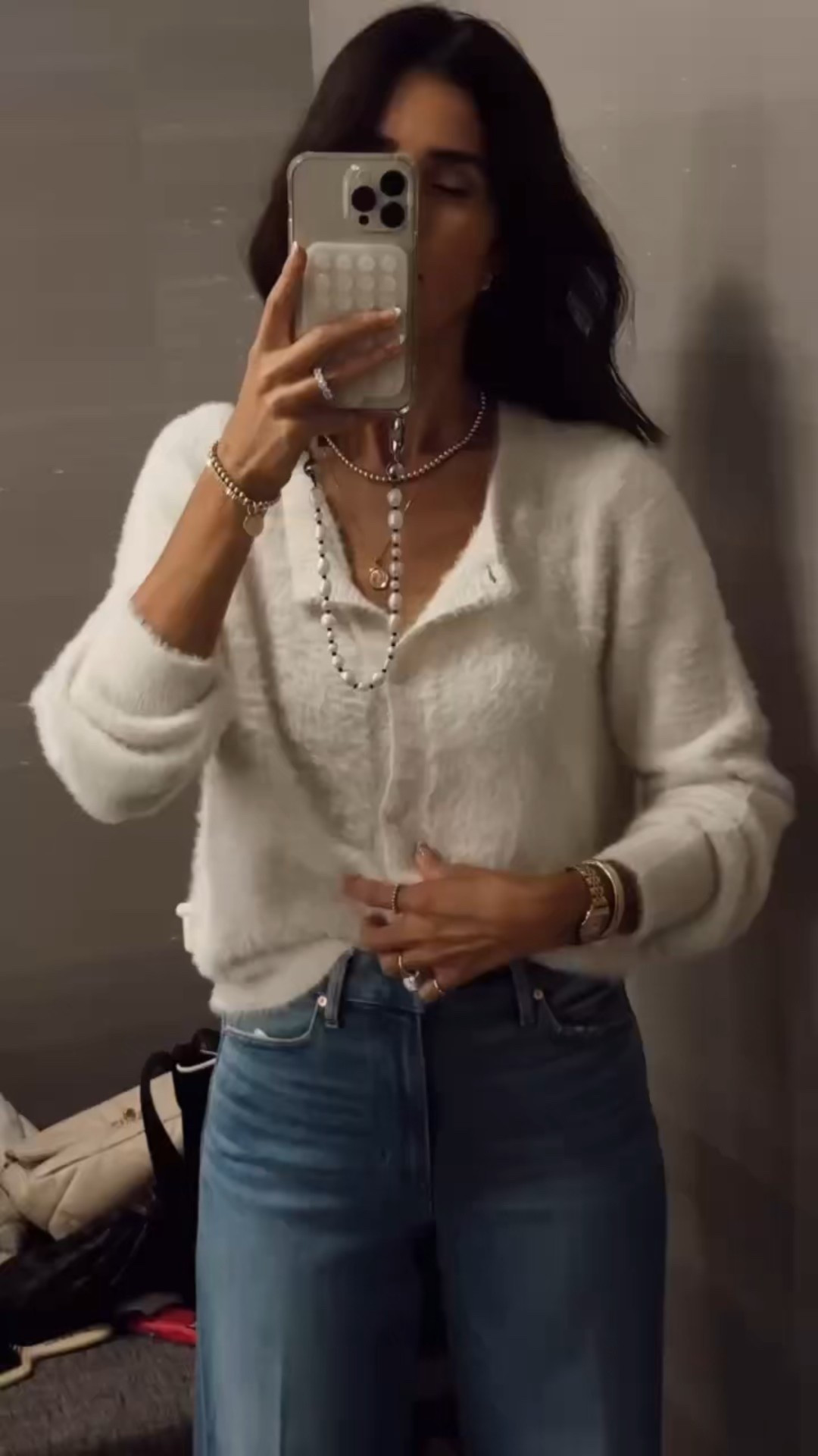 I just found my cardigan on major sale!
Currently under $25🙌🏼 It's so good I own it in two different colors. I'm just shy of 5-7" and wear the size small

#LTKootd #LTKSaleAlert #LTKgrwm