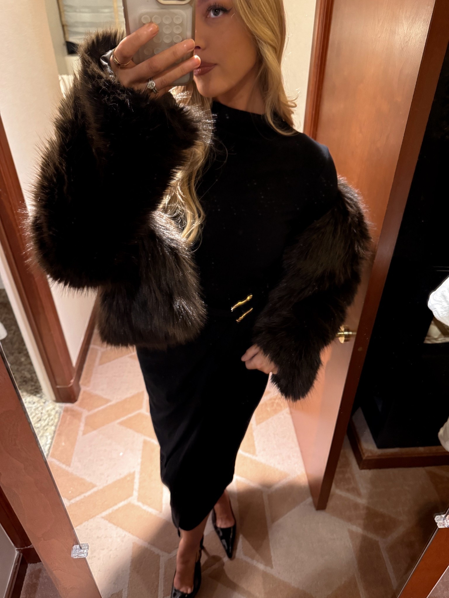 the most perfect long sleeve dress from Amazon! Looks so expensive!! The gold detail/wrap around the stomach area is extremely flattering and it’s super stretchy and comfortable. 10/10!! shoes are also Amazon and they are stunning. The only heels I brought to New York! The fur coat is Zara but also have an Amazon one linked on the photo! Takes you to my SF🫶🏽

#LTKSeasonal #LTKHoliday #LTKFindsUnder100