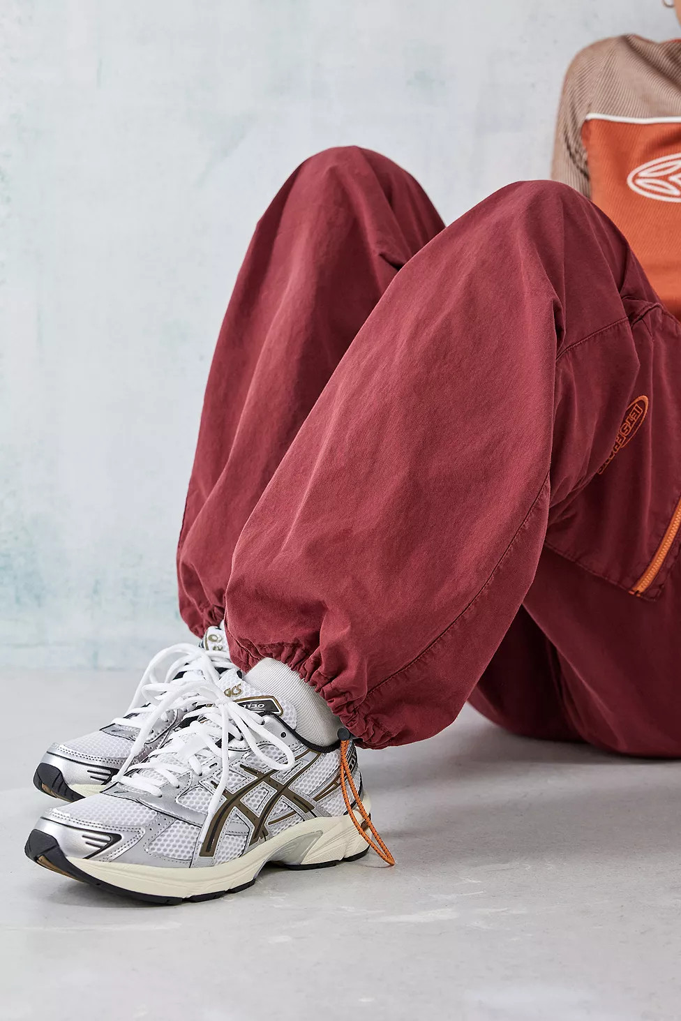 ASICS White & Brown Gel 1130 Trainers | Urban Outfitters (EU)