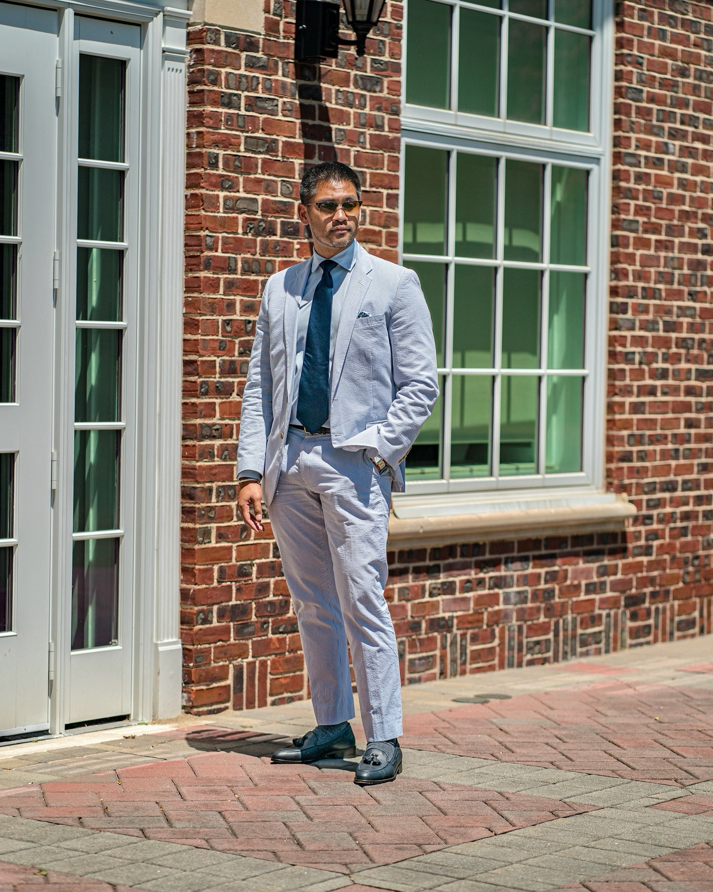 Beat the heat with seersucker! If you haven’t been put on seersucker I hope now you are 👏🏽

Besides linen this is an all time favorite fabric for the summer. I run super hot so this fits the bill as a lightweight and breathable option 

Keep things easy this summer and skip the sweat! Stay cool and in style 😎

Suit @jcrewmens @jcrew 
Shirt @perryellis 
Watch @cartier 
Shoes @hockerty_official 
Sunglasses @rayban @revolve @revolveman