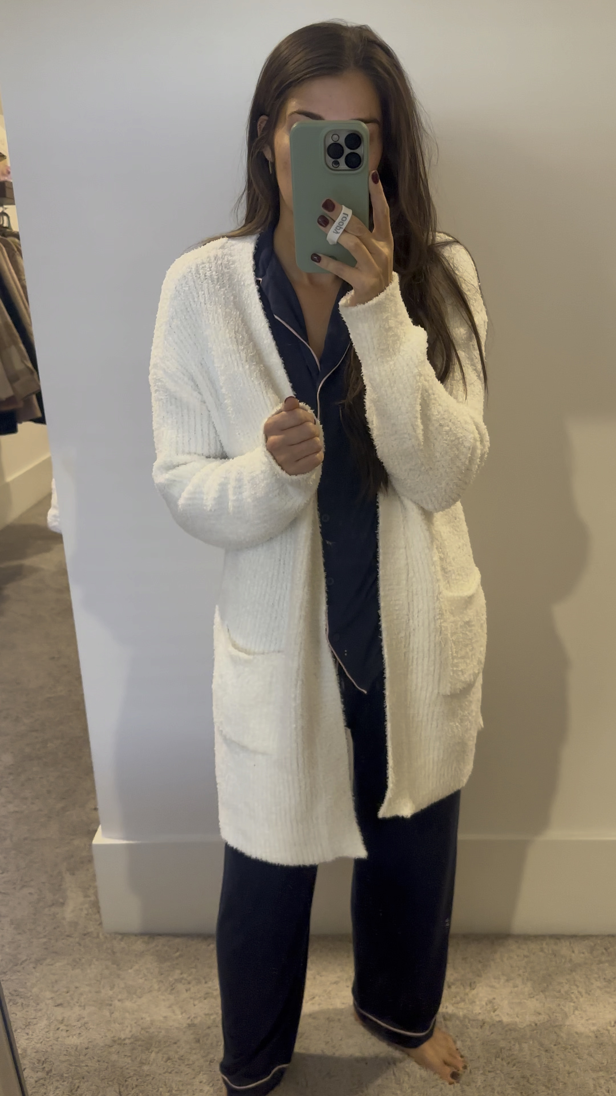 Best Walmart Cardi 
Under $20 feels just like barefoot dreams 


#LTKHolidaySale #LTKSeasonal #LTKGiftGuide