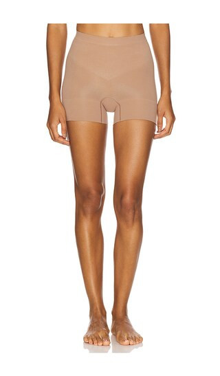 SPANX Spanxsculpt Seamless Power Shorty in Taupe. - size XL | Revolve Clothing (Global)