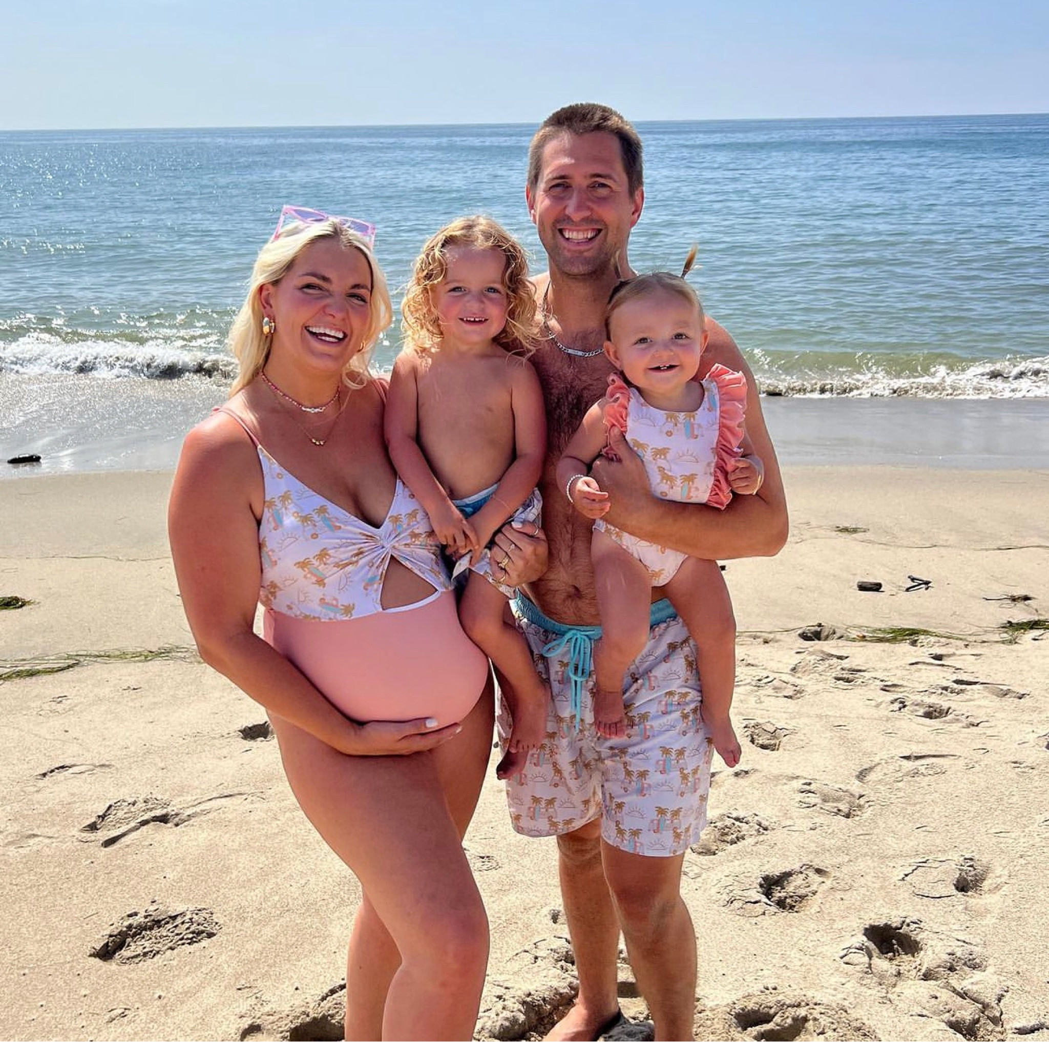 family beach day a couple weeks ago🤩🥰🌊🏝️☀️ can’t believe how fast time is flying!!!

#LTKswim #LTKSeasonal #LTKfamily
