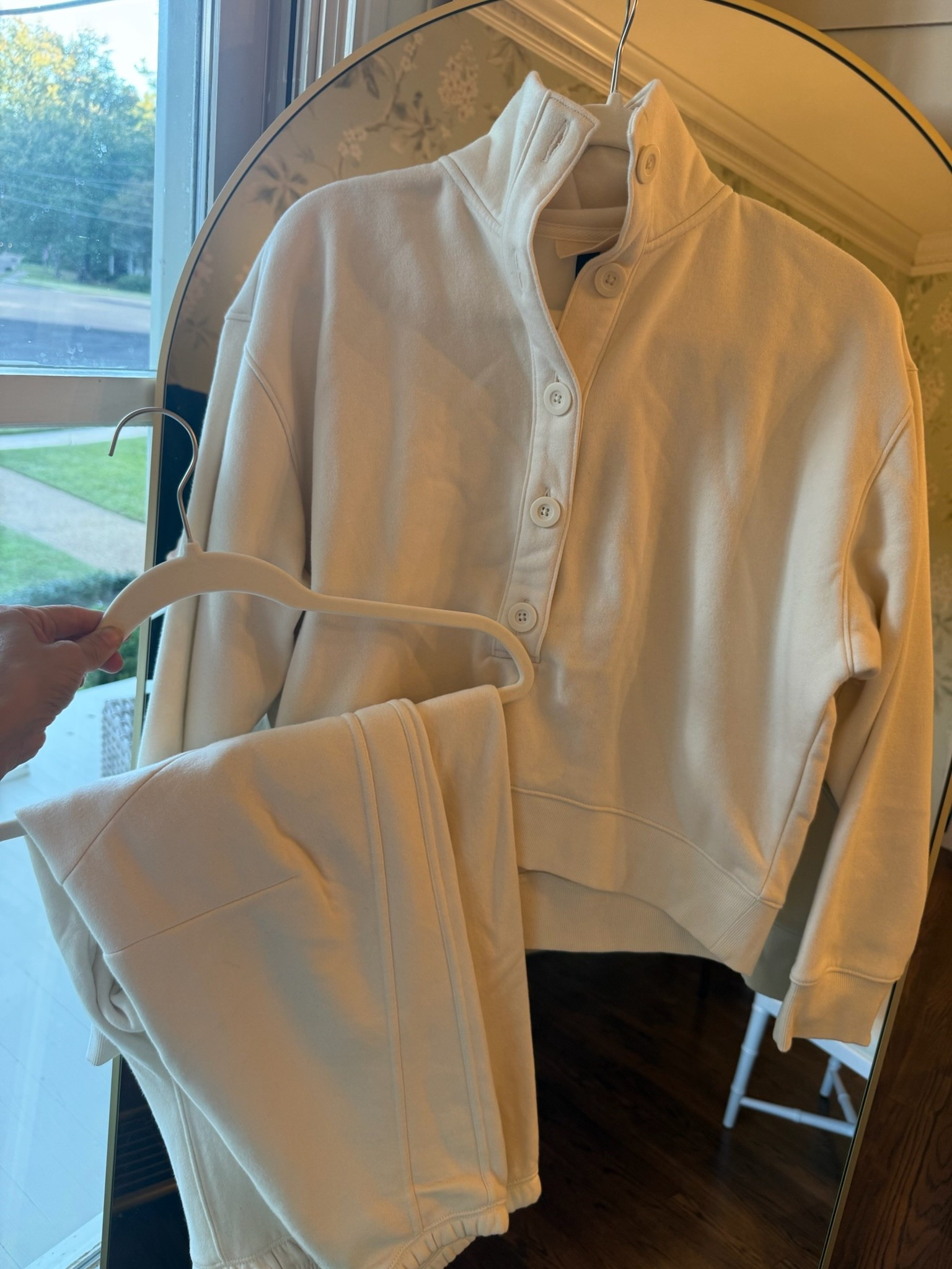 Cannot wait to travel in the set from target!! So good! 

#LTKFindsUnder50 #LTKTravel #LTKStyleTip