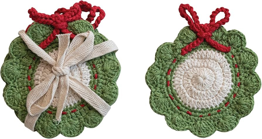 Creative Co-Op Cotton Crocheted Wreath Shaped Coasters, Green, Red and White, Set of 4 | Amazon (US)