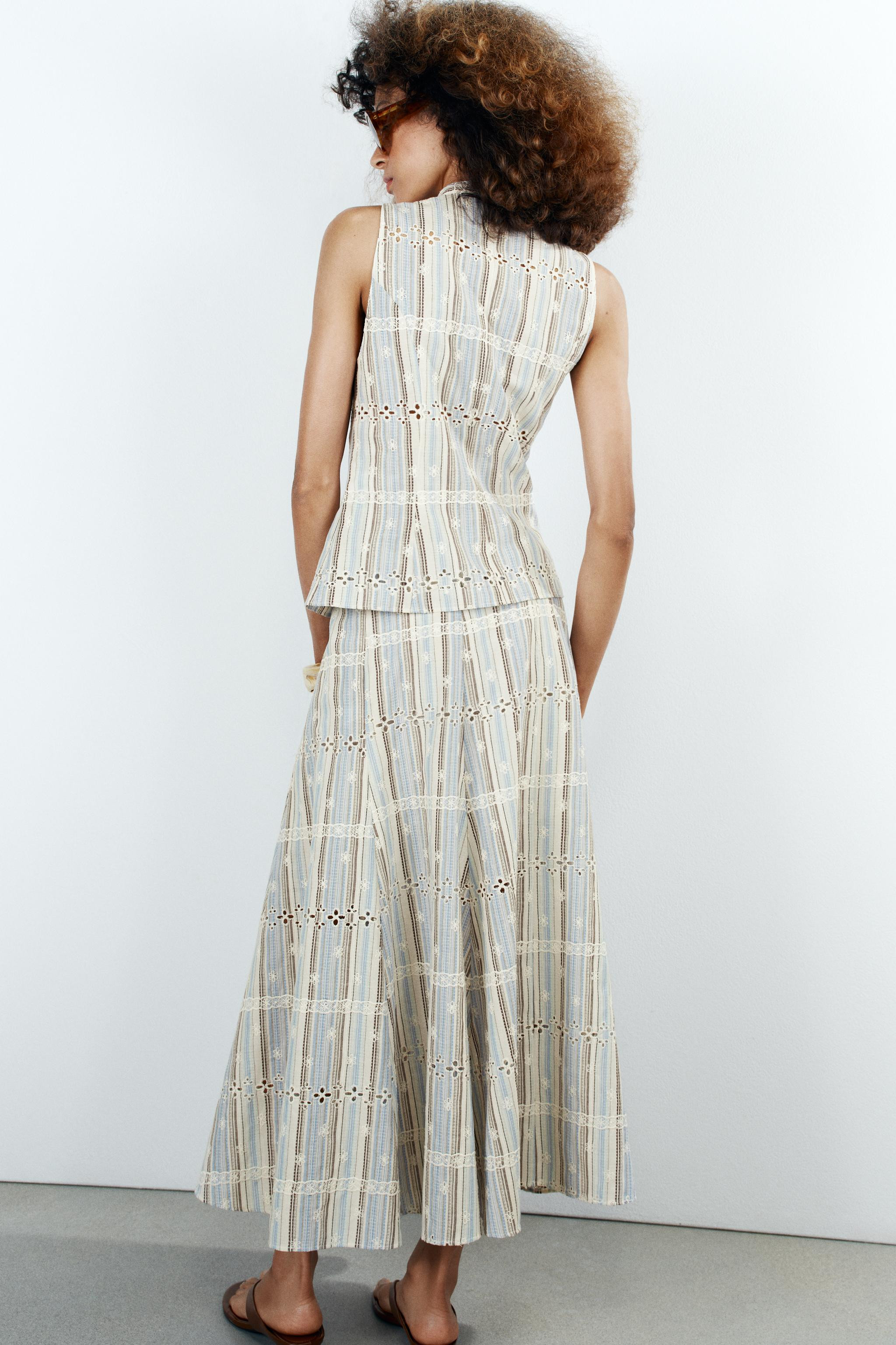STRIPED EMBROIDERED MIDI SKIRT | Zara US
