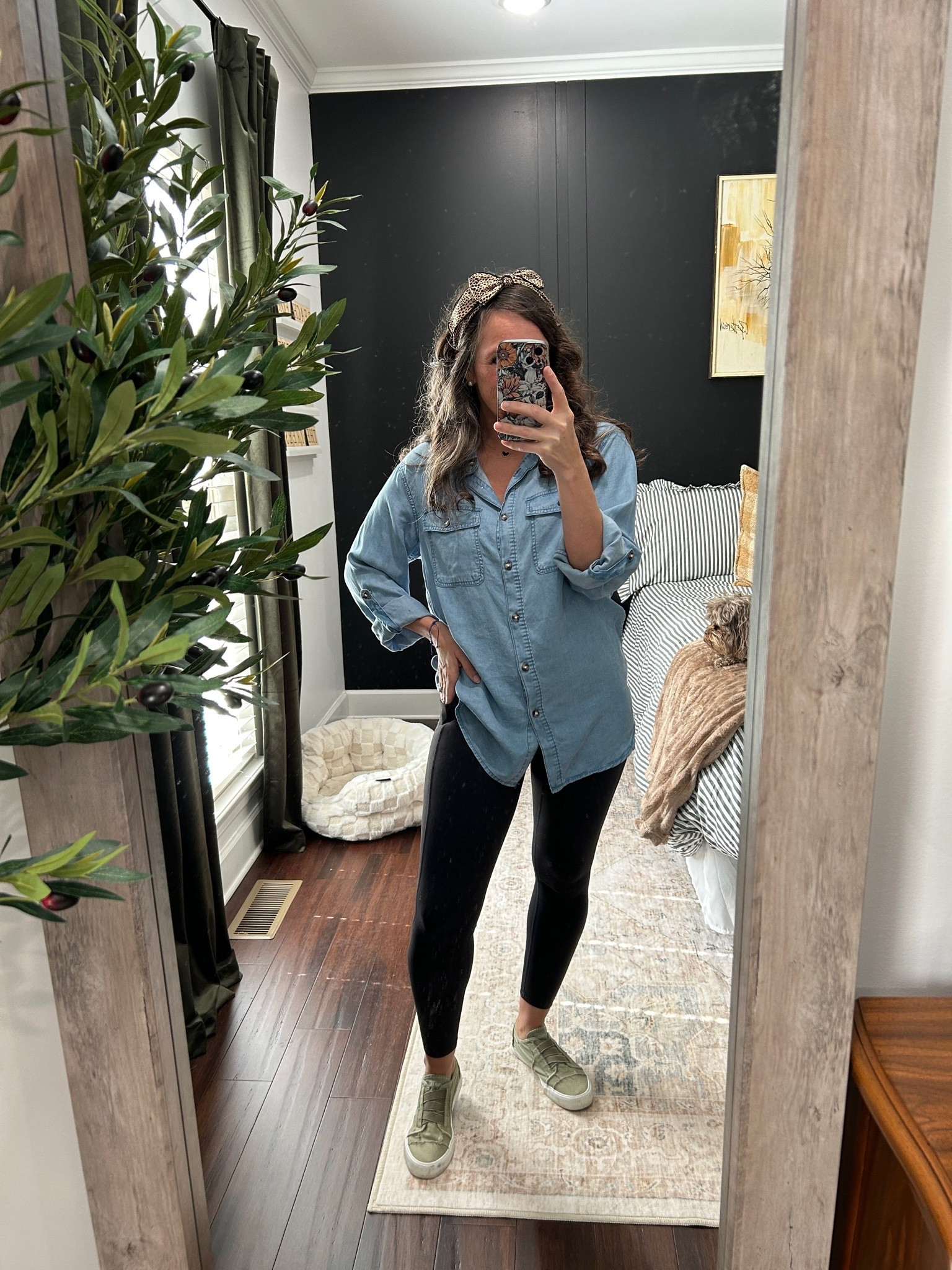 My favorite casual outfit 

Casual day look, casual outfit, casual style, casual fashion, casual outfit women, casual outfit ideas, ootd, outfit

#LTKmomlife #LTKOver40