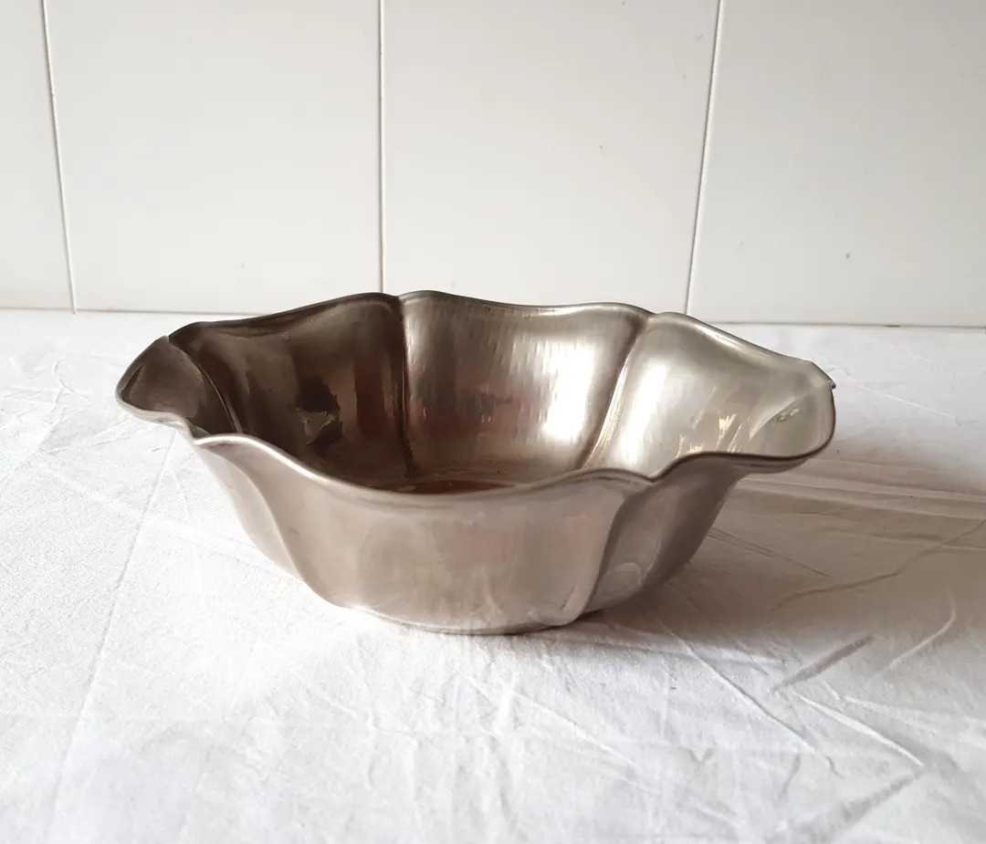 Vintage '70s Round Centerpiece Basket Bowl in Silver Plated Metal - Etsy | Etsy (US)