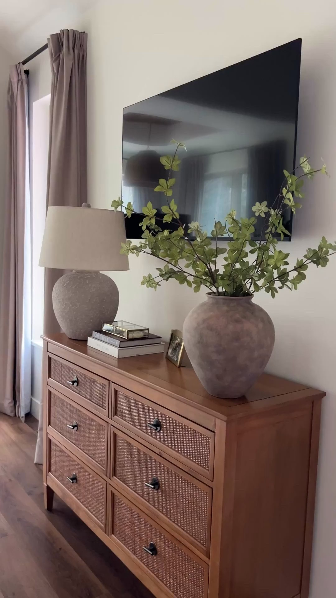 Master bedroom dresser styling inspo!

Master bedroom
Bedroom decor
Modern bedroom
Dresser decor
Bedroom layout
Bedroom inspo

#LTKSeasonal #LTKHome