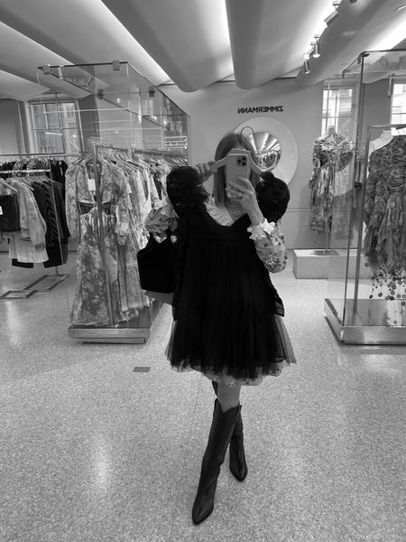 Shopping at Bergdorfs! Cute black tulle Zimmerman dress. 

Wedding guest dress 


#LTKtravel #LTKstyletip #LTKSeasonal