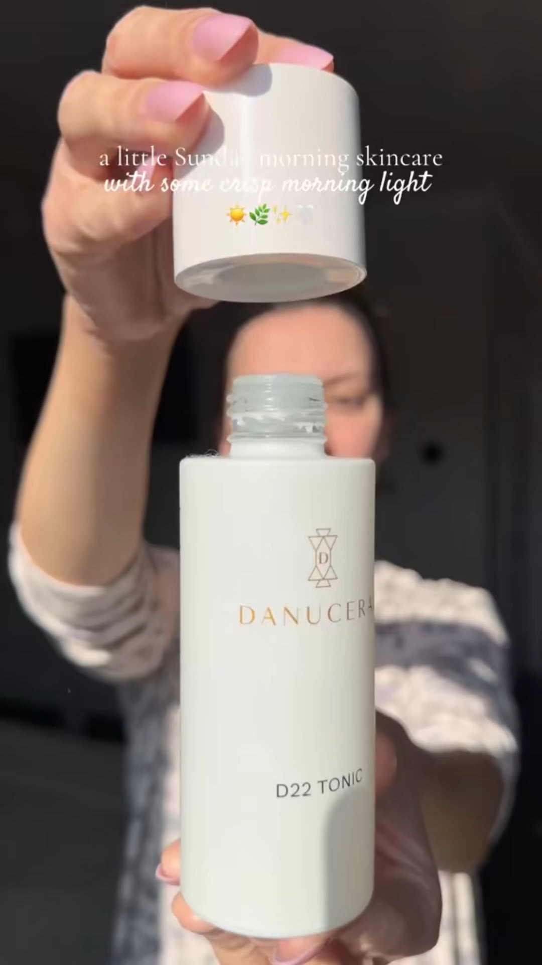 My favorite skincare lineup that has been keeping me glowy all winter long!

Glowy skin // skincare routine // favorite skincare products // morning routine // glass skin 

#LTKgrwm #LTKBeauty #LTKselfcare