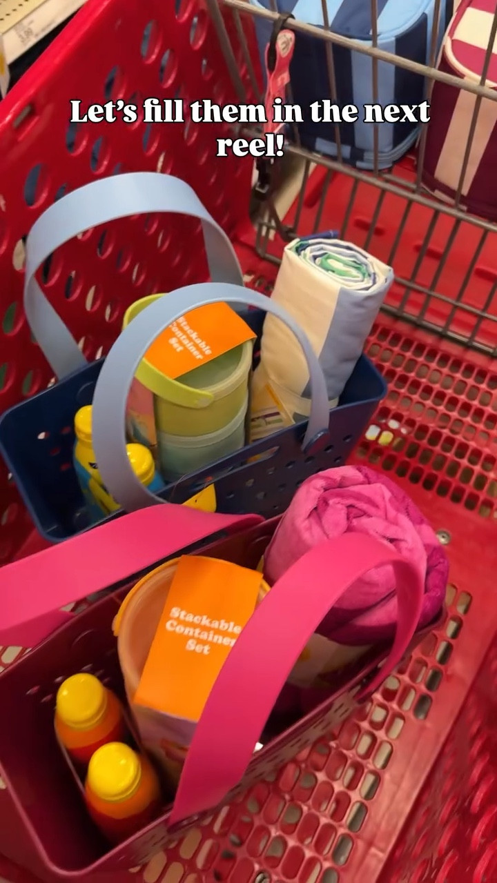 The Target beach totes are back in a smaller size & 4 colors! Follow + comment “SHOP” for a link! (make sure you’re following to receive it) ✨ & if you love Target & holiday finds and gift ideas, follow along for more! 

#Targetcreator #targetfinds  #targetstyle