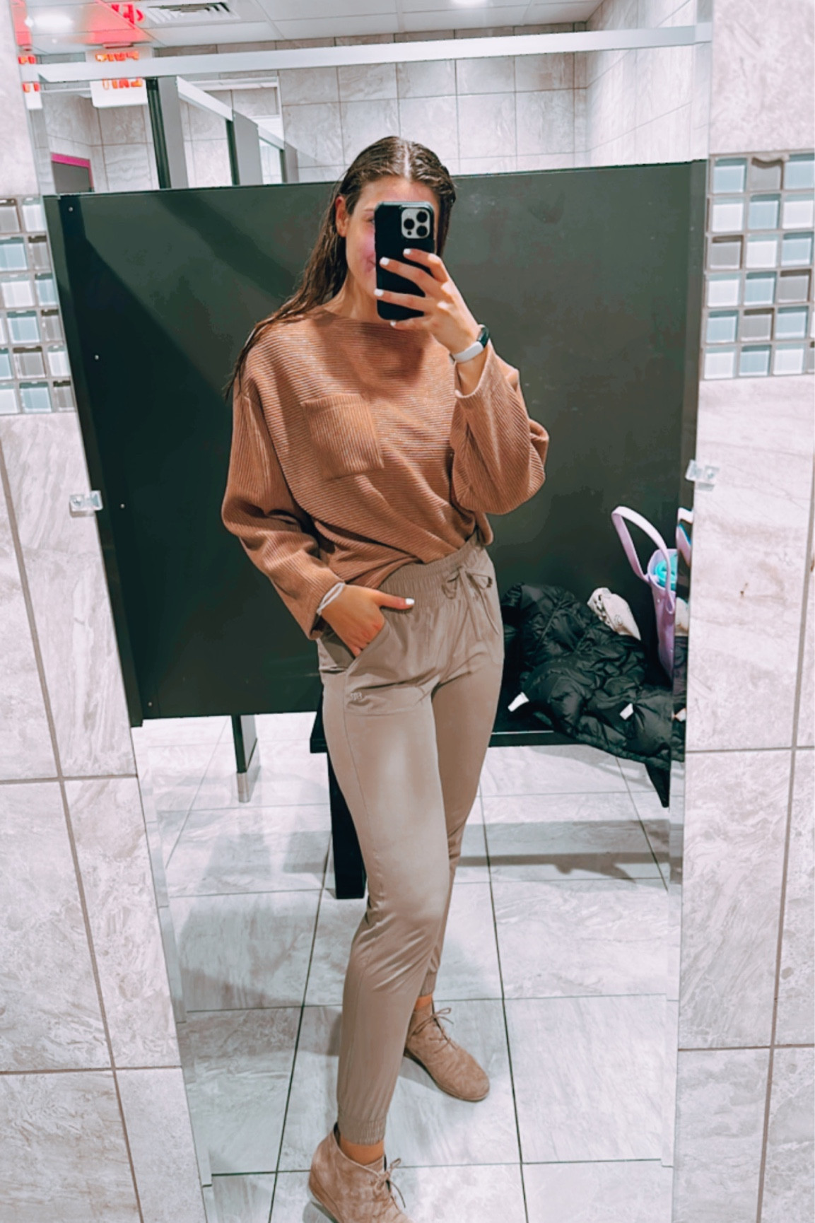 Teacher OOTD (wearing size medium long in joggers)

#LTKfit