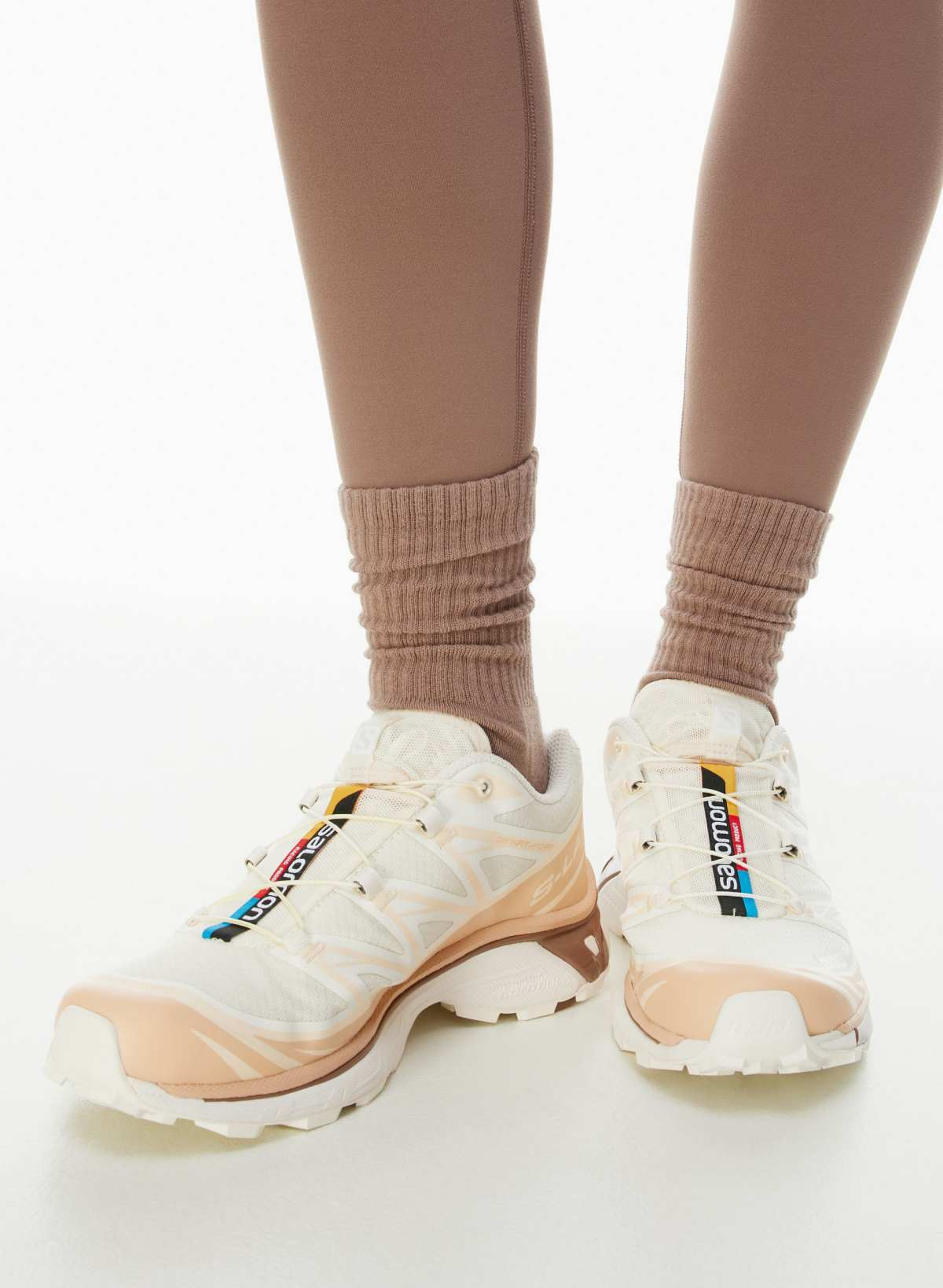 Aritzia Exclusive Xt-6 in Vanilla/Acorn/Hzlnt | 9 | Aritzia