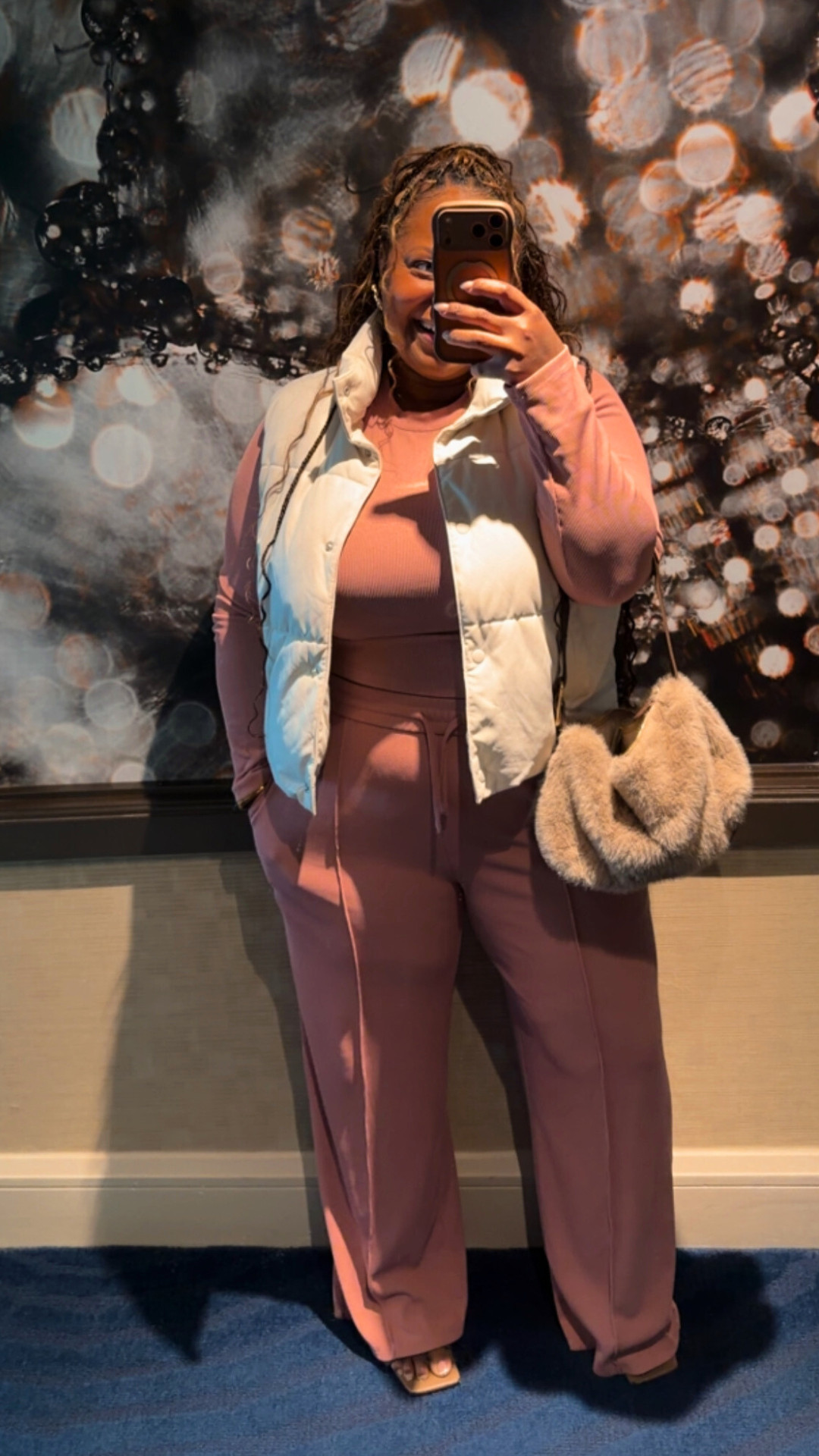 Are y’all tired of me sharing this set yet? 😅
Because I’m not.

Comfortable, flattering, and easy enough to wear everywhere, which explains why I now own it in four colors! 

 

#LTKootd #LTKMidsize #LTKPetite