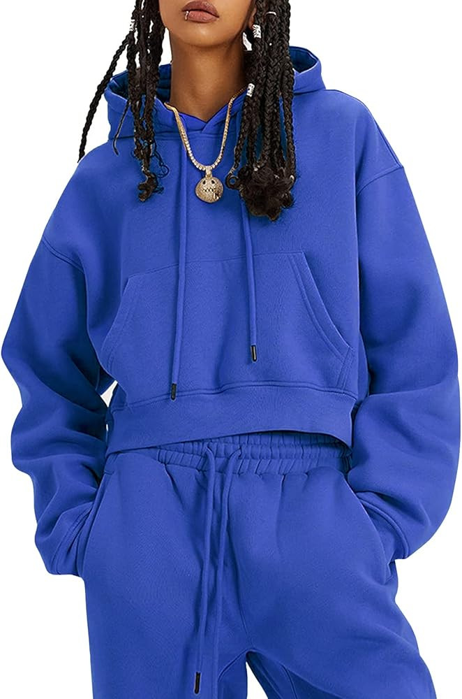 COZYPOIN Womens Fleece 2 Piece Outfits Sweatsuit Crop Top and Pants Hoodie Tracksuit Set | Amazon (US)