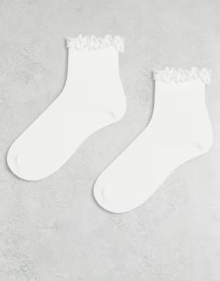 ASOS DESIGN 2 pack frill top ankle socks in white | ASOS | ASOS (Global)
