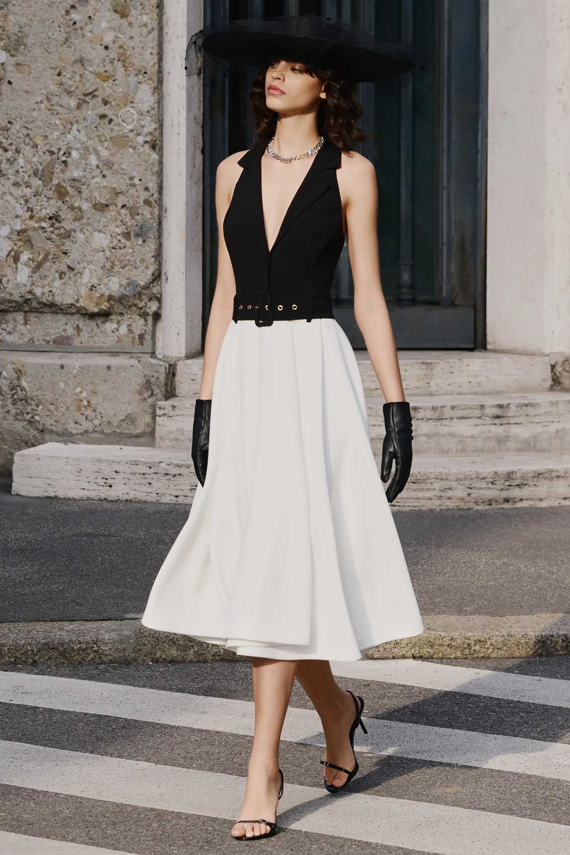 Alessa | Black & White Plunge-Neck Tailored Midi Dress | Club L London